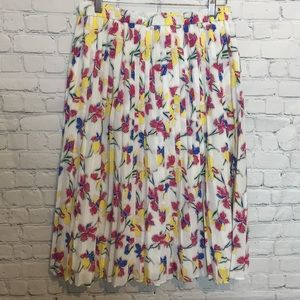 Banana Republic Floral Pleated Skirt